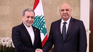 عباس عراقچی، وزیر امور خارجه ایران در کنار رئیس‌جمهوری لبنان