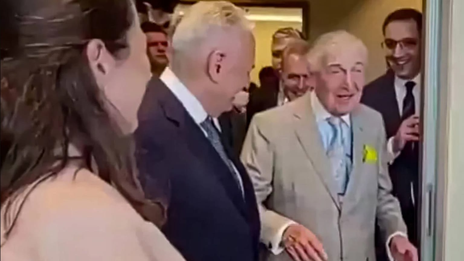 Rahmi Koç'un ırkçı fıkrayı anlattığı anlar