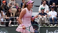 Mirra Andreewa im Damenfinale der French Open in Paris am 6. Juni 2026.