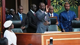 Sénégal : Sonko transforme sa réélection à la tête du Pastef en avertissement