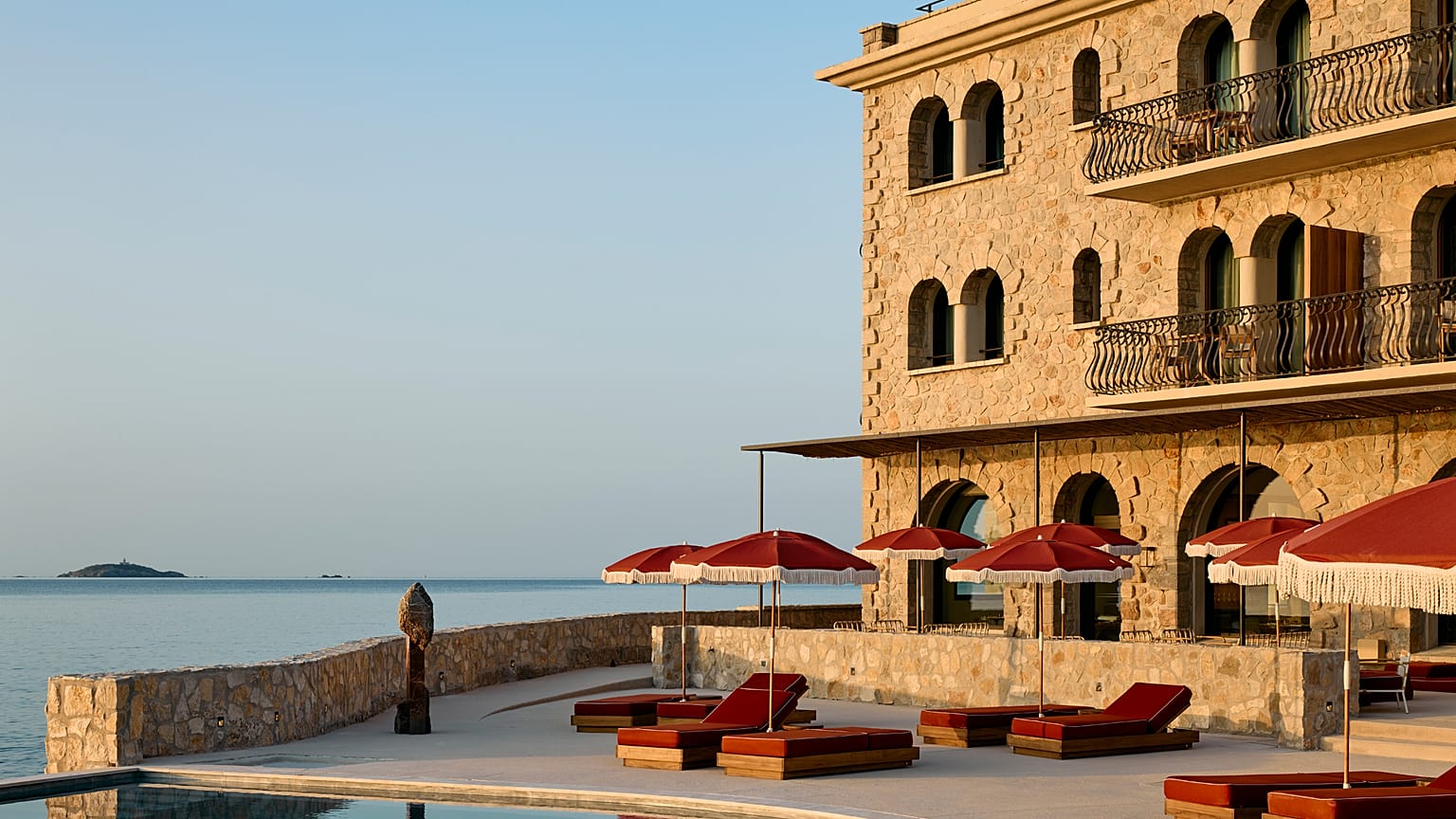 The hotel’s 93 keys are spread across three styles of stay, all in one hotel, along the harbour