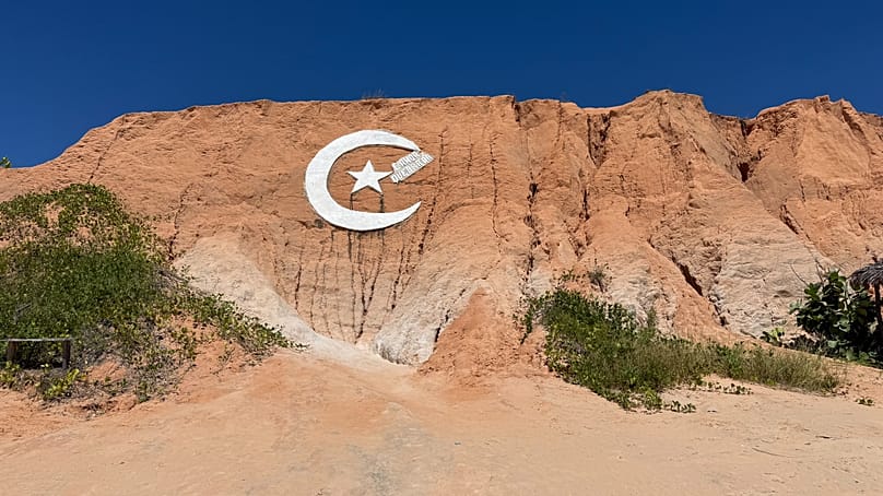 The crescent moon and the star, emblem of the falésias