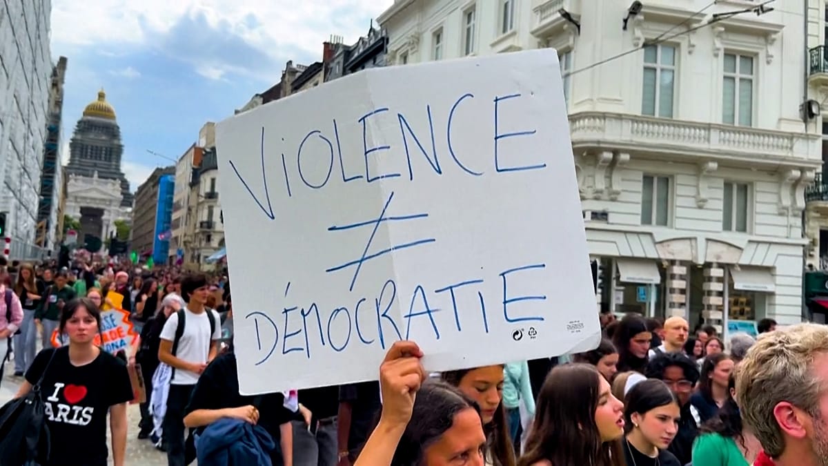 Belgio: migliaia in piazza a Bruxelles contro le p