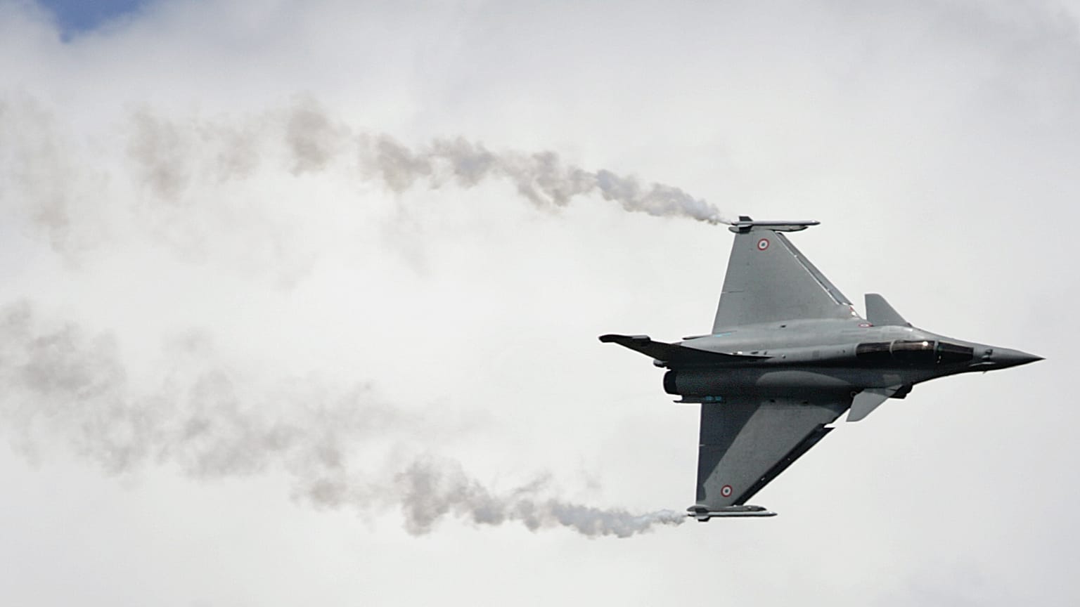 Η Dassault και η Airbus έχουν αναλάβει να κατασκευάσουν το ευρωπαϊκό μαχητικό του μέλλοντος (φωτογραφία αρχείου).