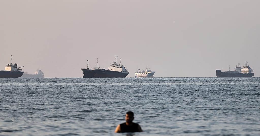 Iran strikes Kuwait and Bahrain after US attacks over helicopter crash