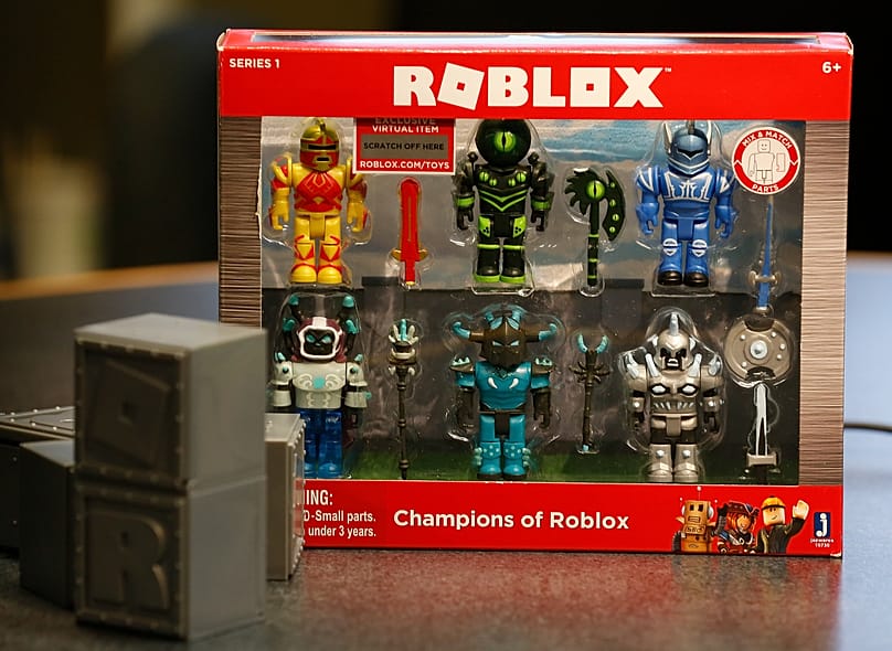 Гендиректор Roblox Дэвид Базуки выпустит линейку игрушек, созданных некоторыми из 44 илн ежемесячных пользователей платформы от 8 до 18 лет. 10 января 2017 года /Калифорния