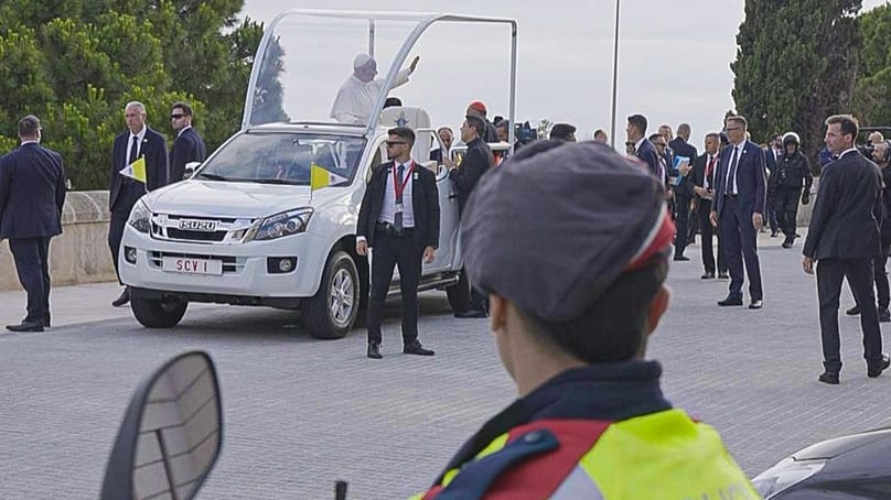 Imagen del Papa a su llegada a uno de los eventos celebrados el 9 de junio de 2026 en Barcelona.