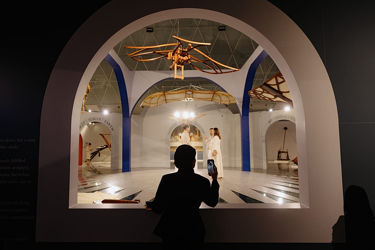 La zona del aire en la exposición "Leonardo da Vinci: genio del Renacimiento" en Astaná.