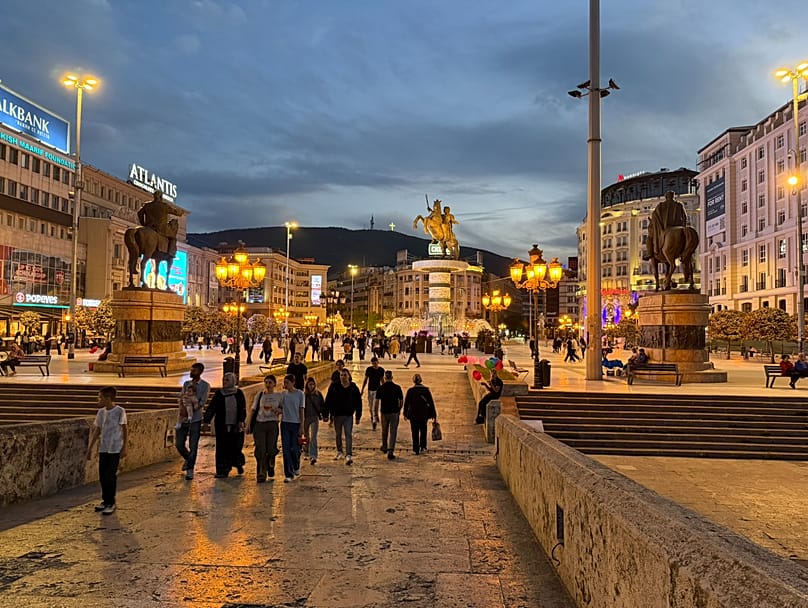 A praça da Macedónia, com a sua estátua de Alexandre, o Grande, é o coração da cidade