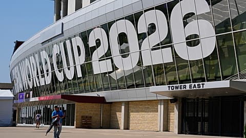A 2026-os FIFA-világbajnokság feliratai borítják a vb-re Kansas City Stadion névre átkeresztelt arénát 2026. június 8-án Kansas Cityben