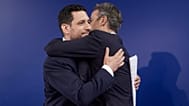 Ο νέος Γραμματέας της Πολιτικής Επιτροπής της Ν.Δ Κωνσταντίνος Κυρανάκης δέχεται συγχαρητήρια από τον πρωθυποργό Κυριάκο Μητσοτάκη