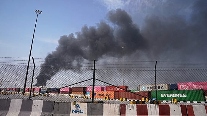 EE.UU. bombardea de nuevo Irán y Teherán responde 