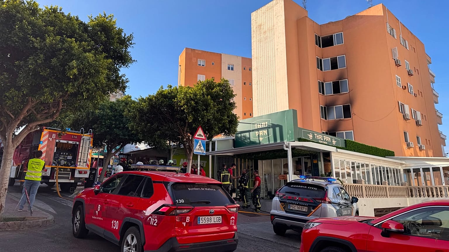 Edifício afetado pelo incêndio, Magaluf, Maiorca, 11 de junho de 2026