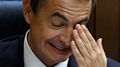 ARCHIVO: El expresidente José Luis Rodríguez Zapatero durante una sesión parlamentaria en Madrid.