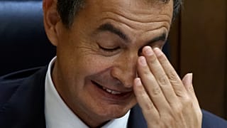 ARCHIVO: El expresidente José Luis Rodríguez Zapatero durante una sesión parlamentaria en Madrid.