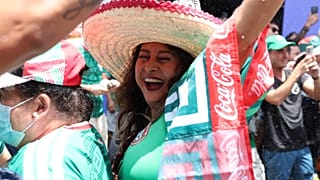 Mexico beat South Africa 2-0 in World Cup opening match