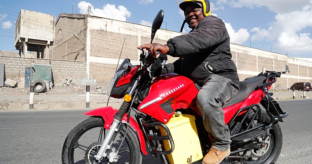 Kenya : la guerre au Moyen-Orient profite aux motos électriques | Africanews