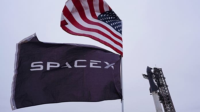 SpaceX debutta al Nasdaq dopo la più grande IPO della storia: valutazione a 1,78 trilioni
