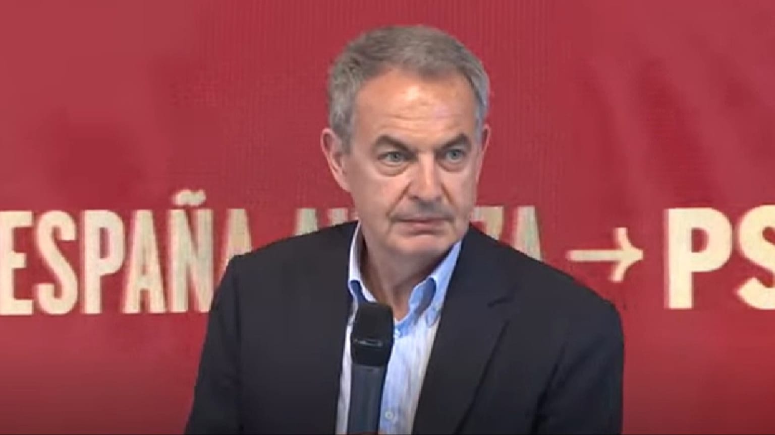 Zapatero durante un acto del PSOE.
