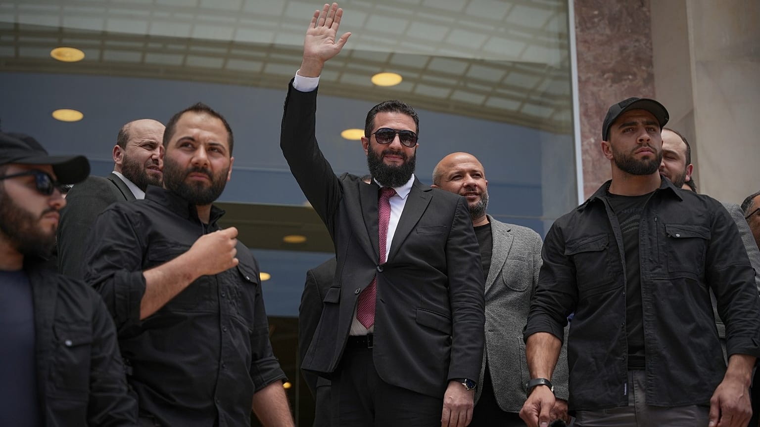 رئيس سوريا للمرحلة الانتقالية أحمد الشرع