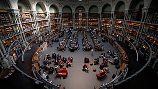 L'emblématique salle Ovale de la Bibliothèque nationale de France (BnF) Richelieu, à Paris.