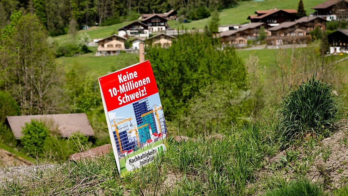 Swiss voters reject bid to cap population at 10 million, a move that would have limited immigration Swiss voters reject bid to cap population at 10 million, a move that would have limited immigration