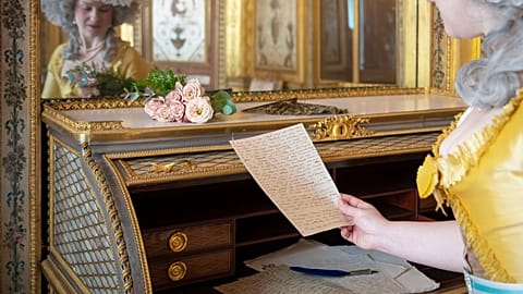The Château de Fontainebleau celebrates Marie-Antoinette by inviting visitors to write letters to the last Queen of France.