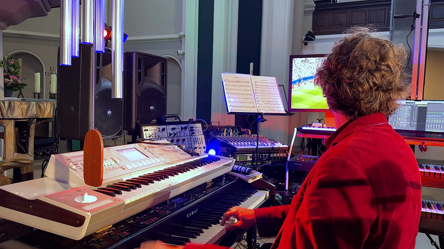 Stephan von Bothmer improvisó en directo y en tiempo real una banda sonora dramática para el juego