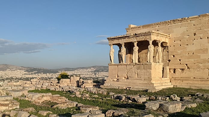 Grecia, Spagna e Italia: guida ai viaggi estivi imperdibili 2026 1 Estate in Europa meridionale: mare e città storiche