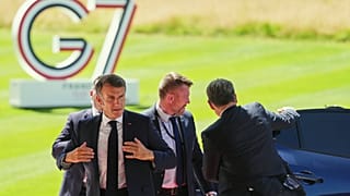 World leaders arrive for G7 summit in France