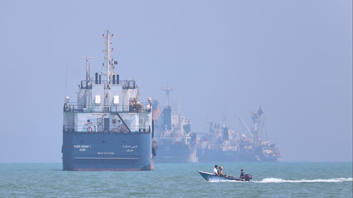 Trump appears hesitant about ally-proposed plan to demine Strait of Hormuz for commercial traffic