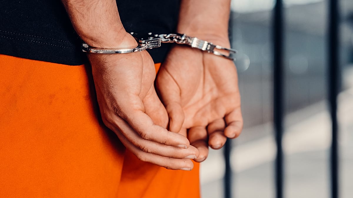 Arrestation d'un Portugais recherché pour exportations illégales vers Chine et Iran