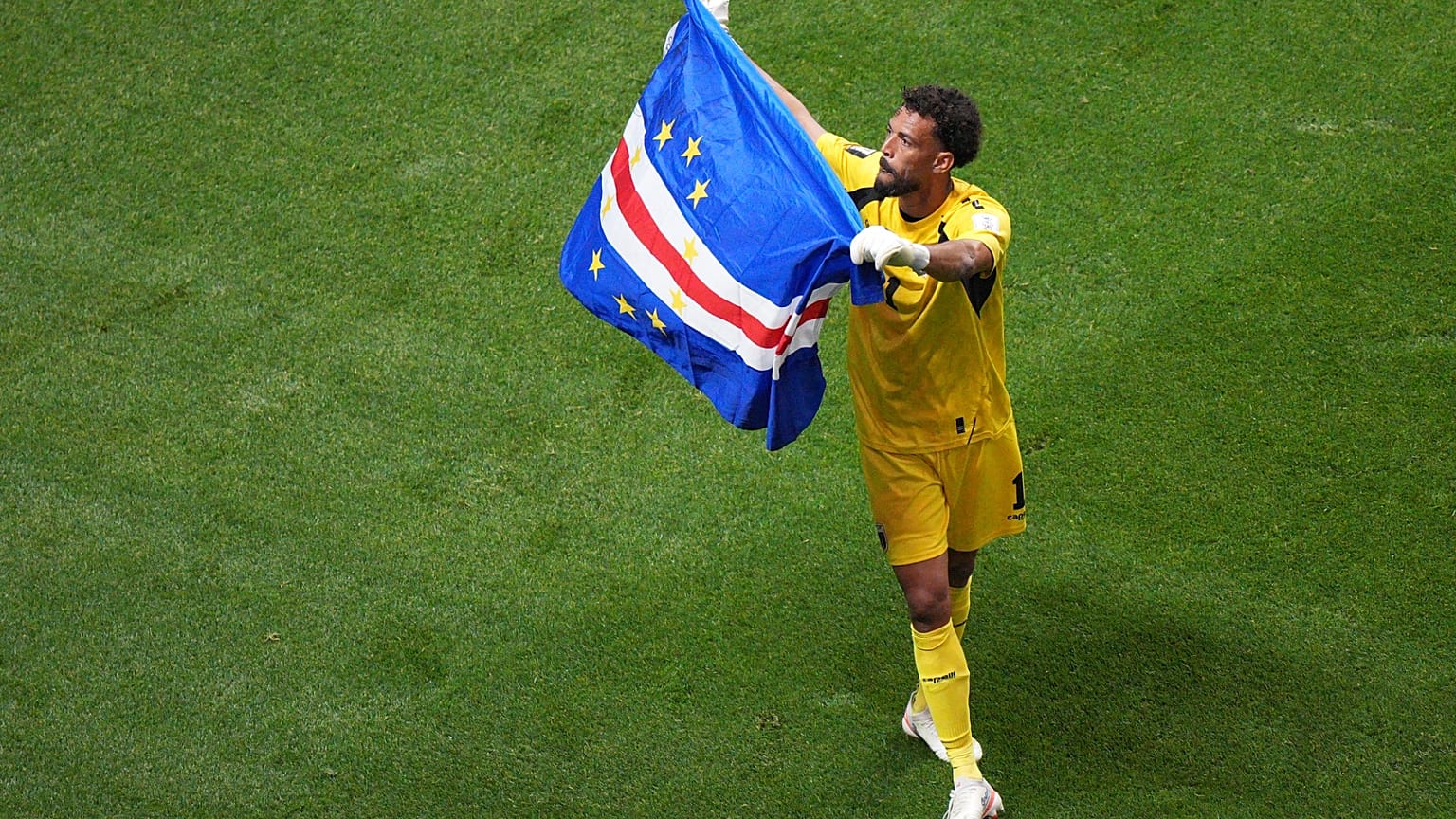 Guarda-redes Vozinha foi a figura de Cabo Verde no empate frente a Espanha no Mundial 2026 