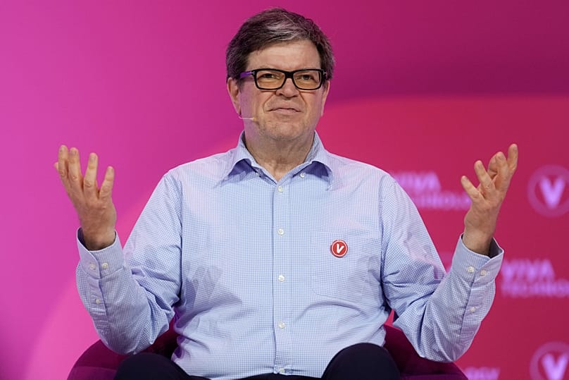 Arquivo - Yann LeCun fala no salão VivaTech, em Paris, França, quarta-feira, 14 de junho de 2023. A VivaTech é uma conferência tecnológica anual