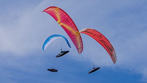 Kazakhstan’s Zhetysu region is hosting the first Paragliding World Cup in Central Asia, bringing together around 150 pilots from 33 countries. 