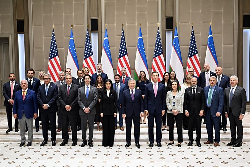 El presidente de Uzbekistán, Shavkat Mirziyoyev, mantuvo una reunión con una delegación de las principales empresas estadounidenses.