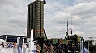 Füze savunma sistemi SAMP/T, 19 Haziran 2023 Pazartesi günü Paris Le Bourget havaalanındaki Uluslararası Paris Hava Gösterisi'nde park halinde.