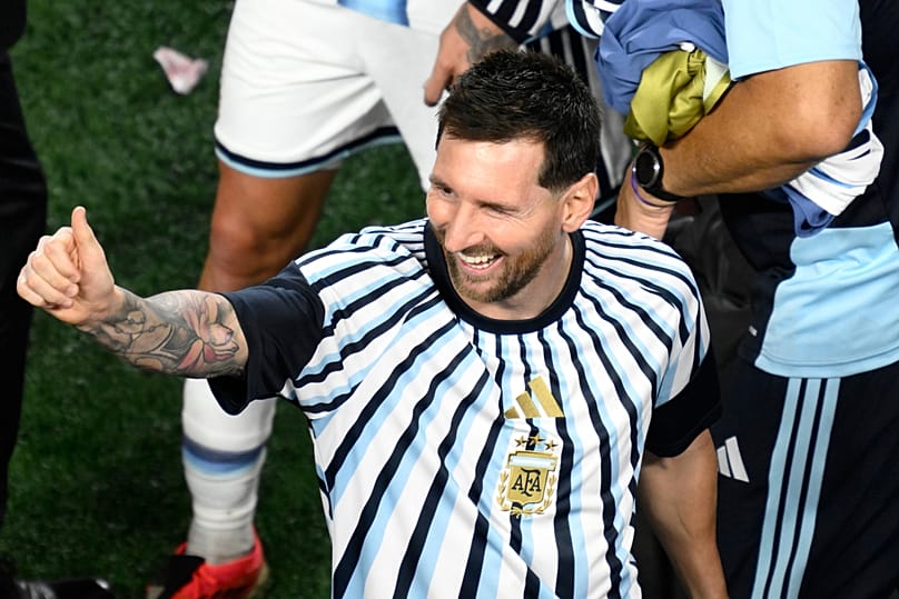 Az újabb rekordokat felállító és megdöntő argentin zseni, Messi az Algéria elleni mérkőzés után