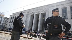 Το Δικαστικό Μέγαρο του Μιλάνου, όπου διεξάγεται έρευνα για όσους πήγαιναν να πυροβολούν από ευχαρίστηση εναντίον αμάχων στο Σαράγεβο, σε φωτογραφία του 2015