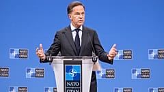Mark Rutte bei einer Pressekonferenz in Brüssel, 17. Juni 2026