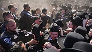 Mass protest by ultra-Orthodox Jews in Israel over army conscription