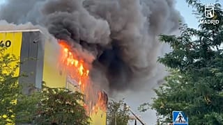 Fuego en una nave de Villaverde. 