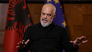 Albaniens Ministerpräsident Edi Rama spricht am Dienstag, dem neunten Juni 2026, in Tirana im Interview mit der Nachrichtenagentur AP.
