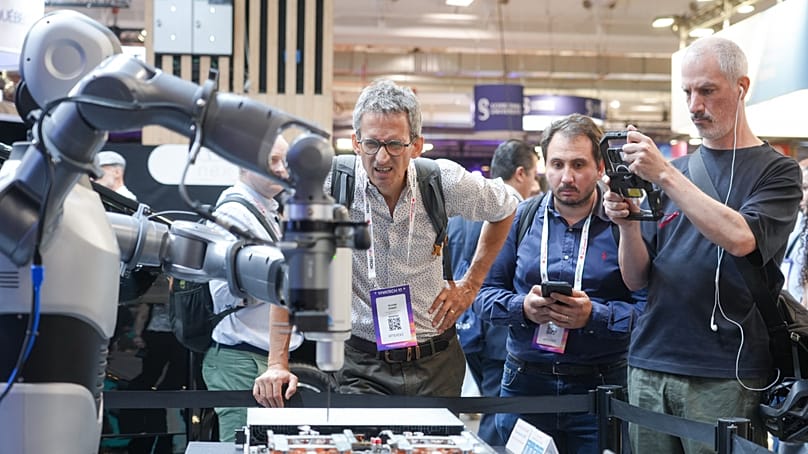Apresentação da Foxconn na VivaTech 2026.