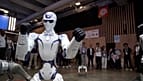 Macron et Modi visitent le pavillon indien à VivaTech