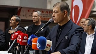 İzmir Büyükşehir Belediye Başkanı Cemil Tugay / X