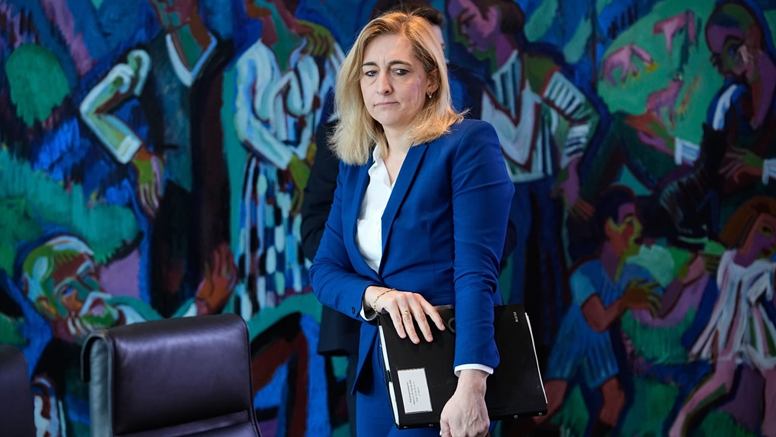 Gesundheitsministerin Nina Warken am 25. Februar 2026 bei einer Kabinettssitzung im Kanzleramt in Berlin