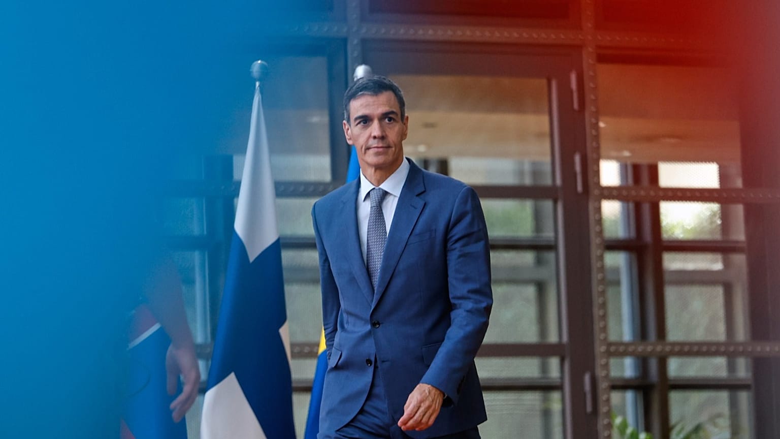 El presidente del Gobierno español, Pedro Sánchez, llega a la cumbre de la UE en Bruselas, el jueves 18 de junio de 2026.