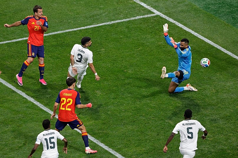 El español Mikel Oyarzabal marca el segundo gol de su equipo ante Arabia Saudí durante el partido del Grupo H del Mundial disputado en Atlanta, el domingo 21 de junio de 2026