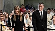 El presidente del Gobierno, Pedro Sánchez, y su esposa, Begoña Gómez, llegan a la misa en la Basílica de la Sagrada Familia en Barcelona, ​​España, el 10 de junio de 2026.
